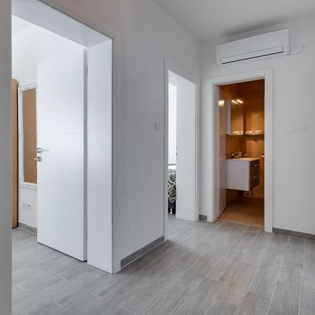 Apartmani Kastelina Vir Εξωτερικό φωτογραφία