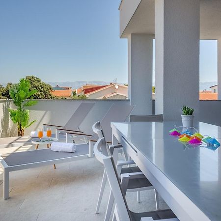 Apartmani Kastelina Vir Εξωτερικό φωτογραφία
