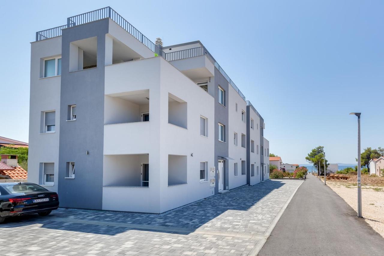 Apartmani Kastelina Vir Εξωτερικό φωτογραφία