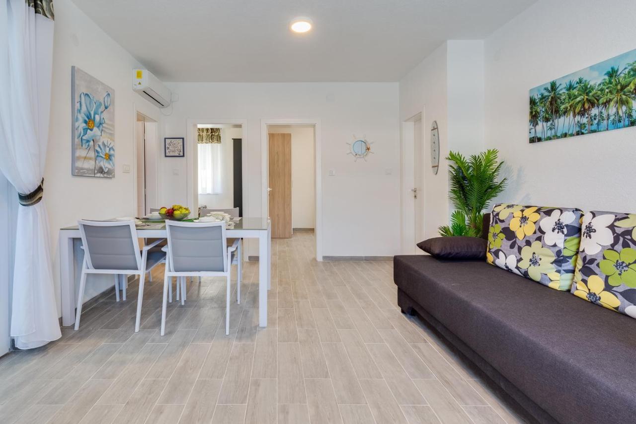 Apartmani Kastelina Vir Εξωτερικό φωτογραφία