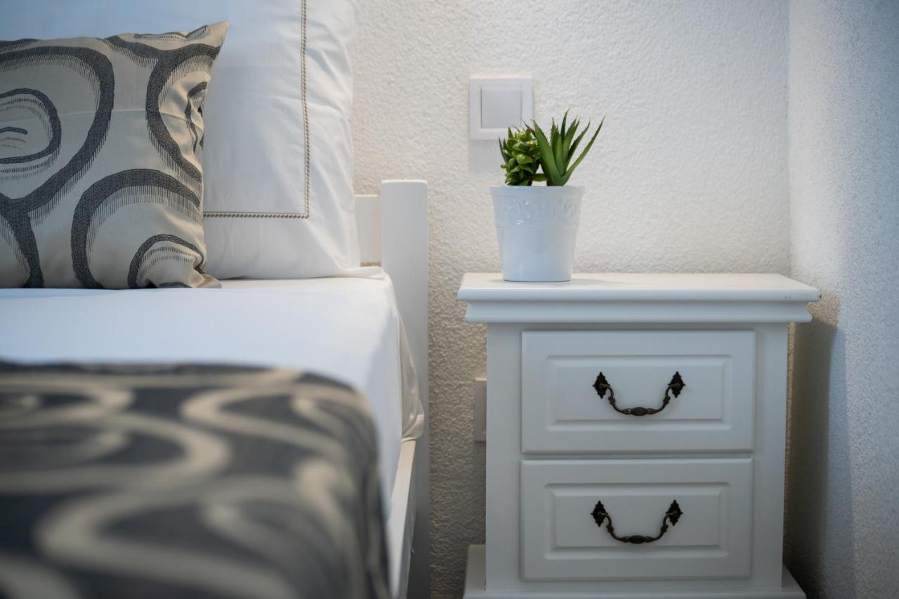 Apartmani Kastelina Vir Εξωτερικό φωτογραφία
