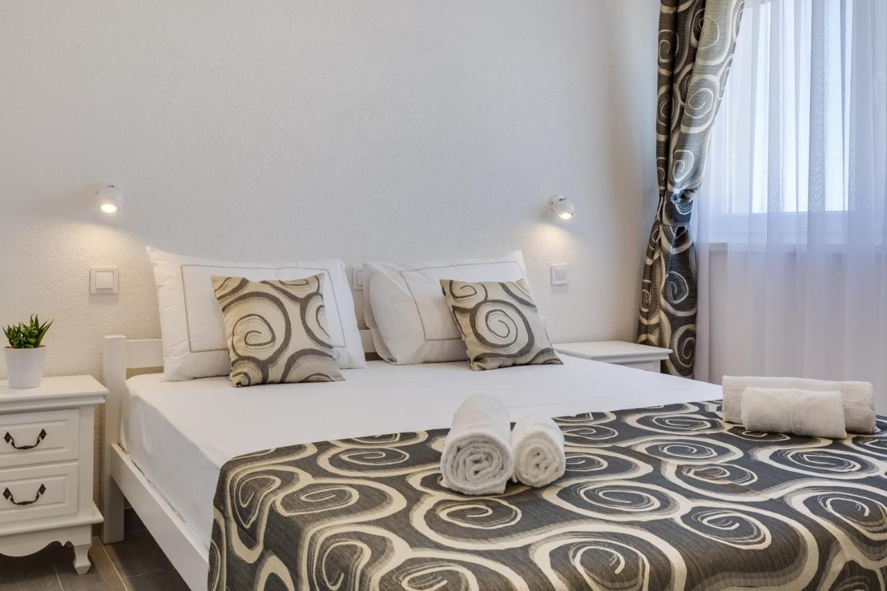 Apartmani Kastelina Vir Εξωτερικό φωτογραφία