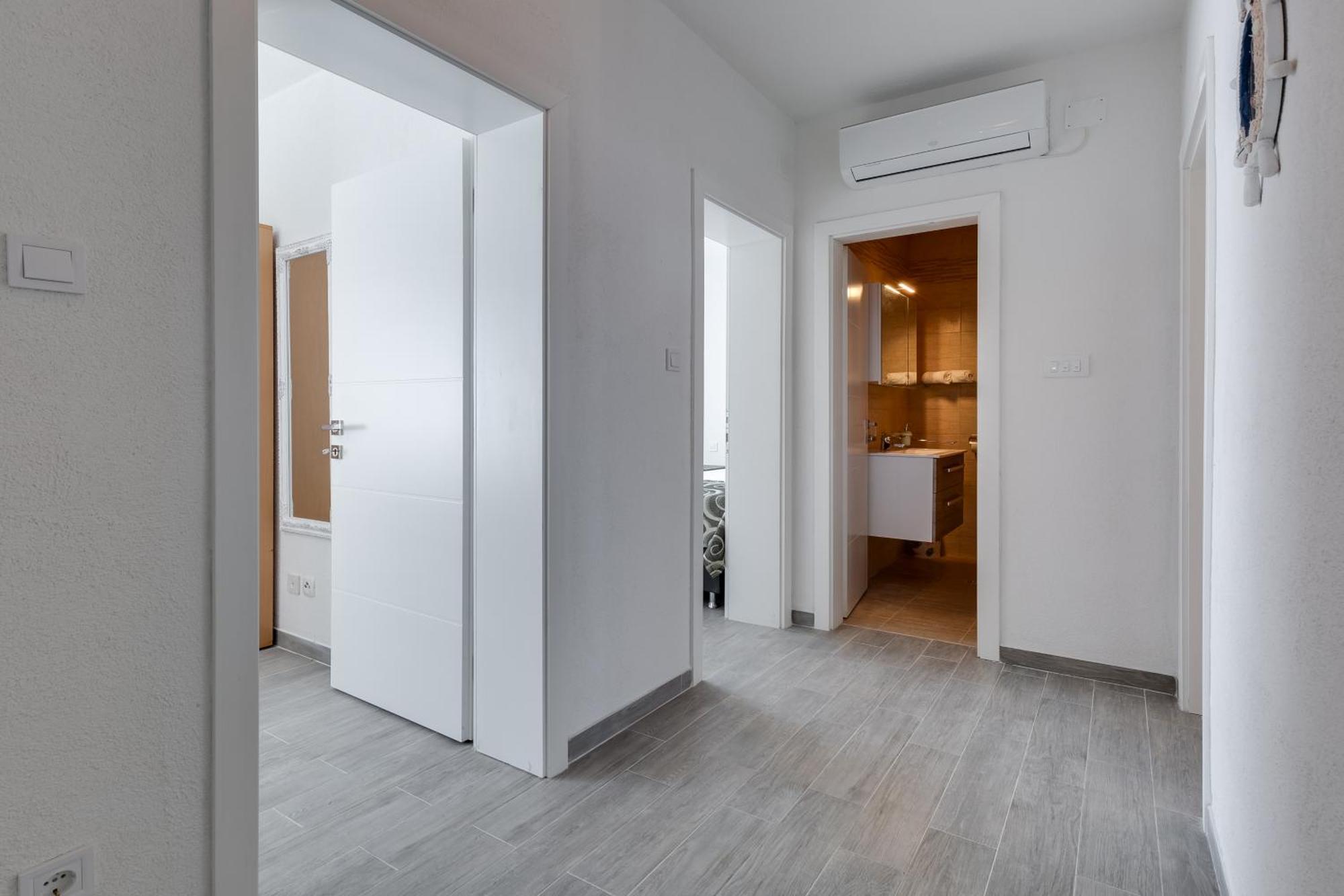 Apartmani Kastelina Vir Εξωτερικό φωτογραφία