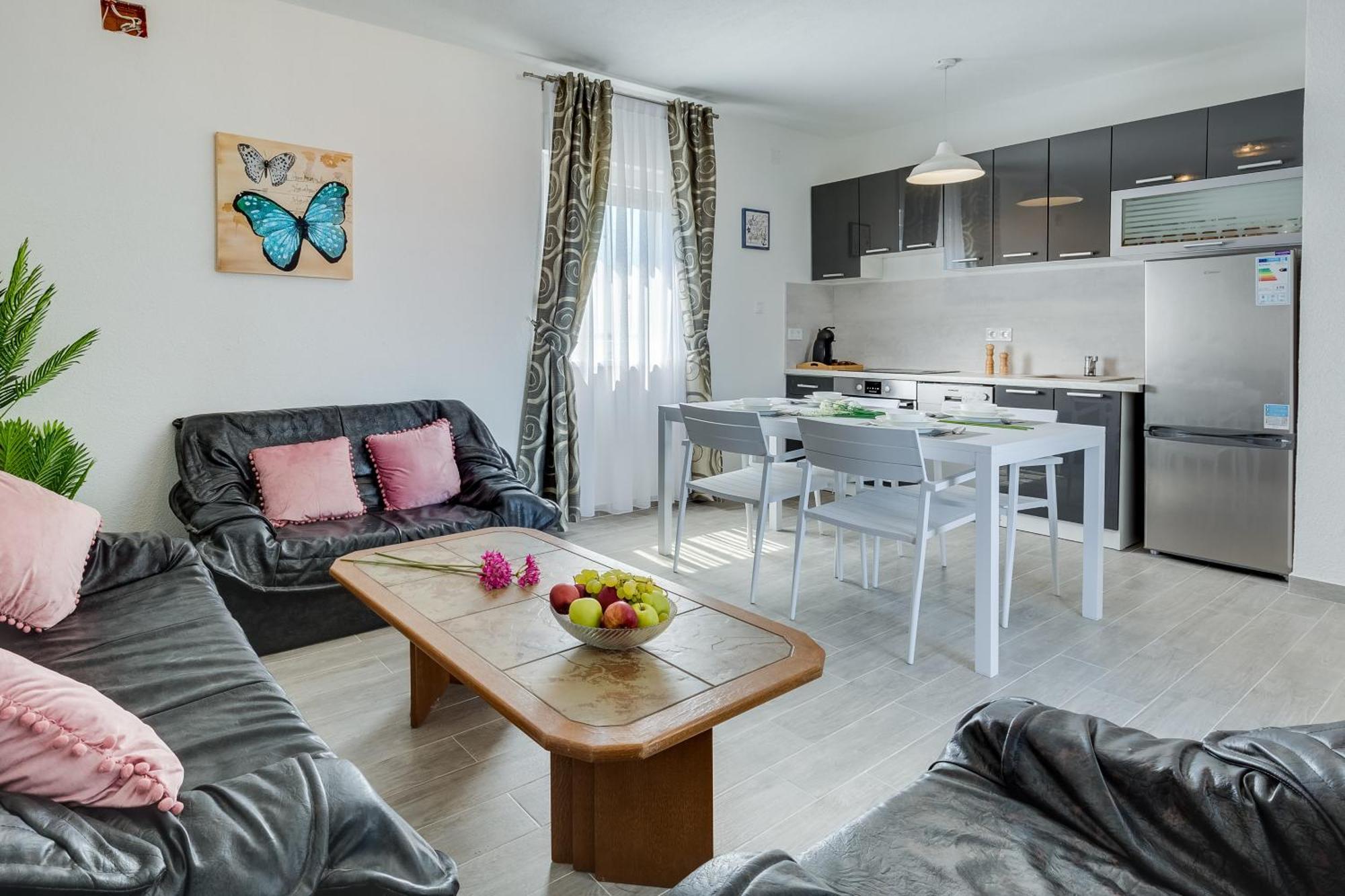 Apartmani Kastelina Vir Εξωτερικό φωτογραφία